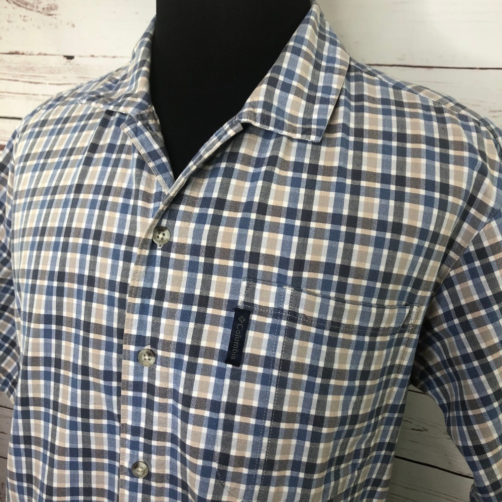 COLUMBIA Plaid Short Sleeve Shirt Men's Blue LG L - Picture 2 of 5